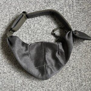 Slow Ton Cat/Dog Carrier With Snaps